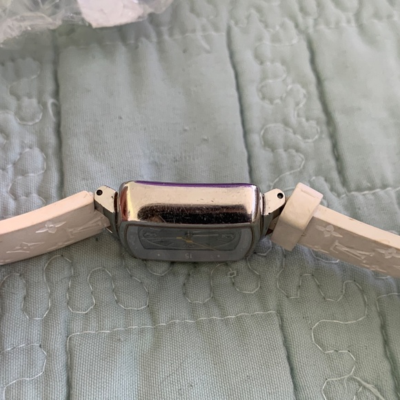 Louis Vuitton White Speedy Watch Working USED Authentic - Picture 13 of 15